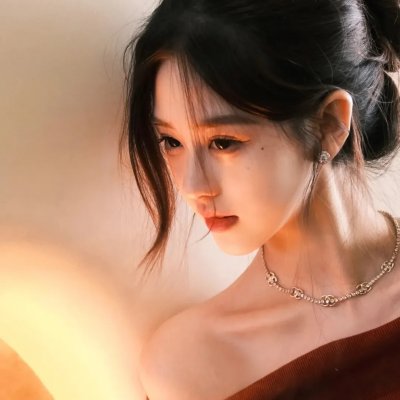 河畔的朔子